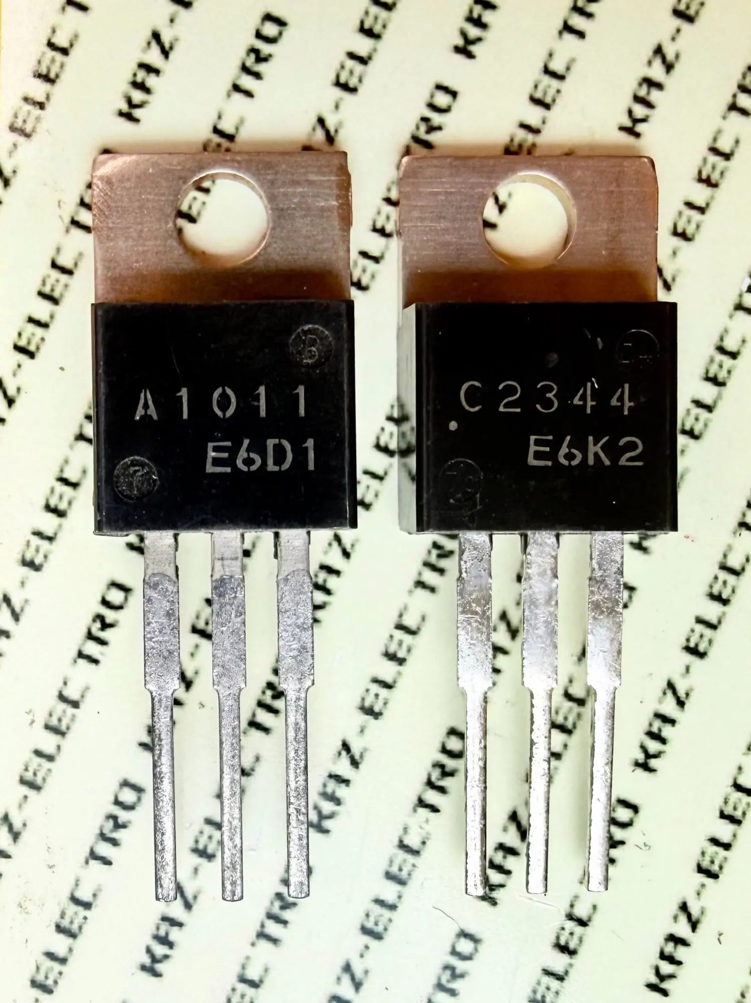 2SA1011 2SC2344 Sanyo TO-220 audio driver 1980s 2SA968 2SC2238 contemporary competitor