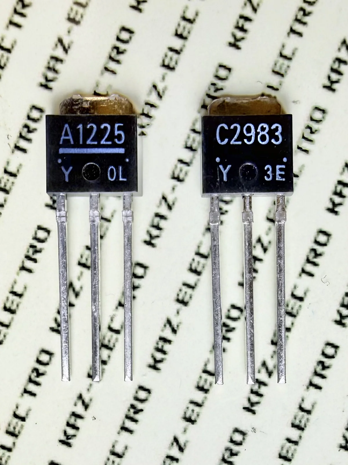 2SA1225 2SC2983 Toshiba TO-251 TO-252 same die as 2SA968 2SC2238 active product