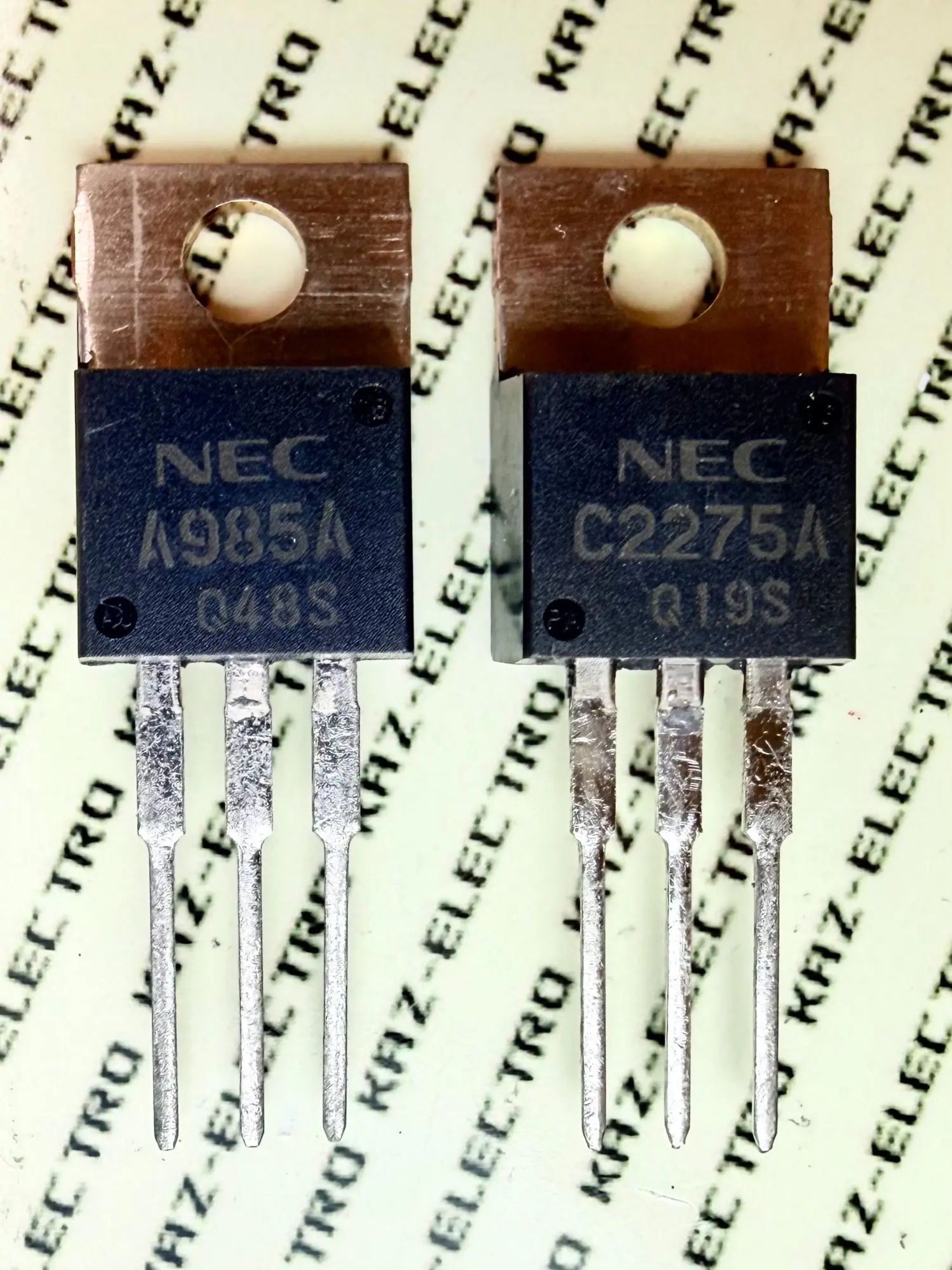 2SA985A 2SC2275A NEC TO-220 audio driver 1980s 2SA968 2SC2238 contemporary competitor fT 180MHz